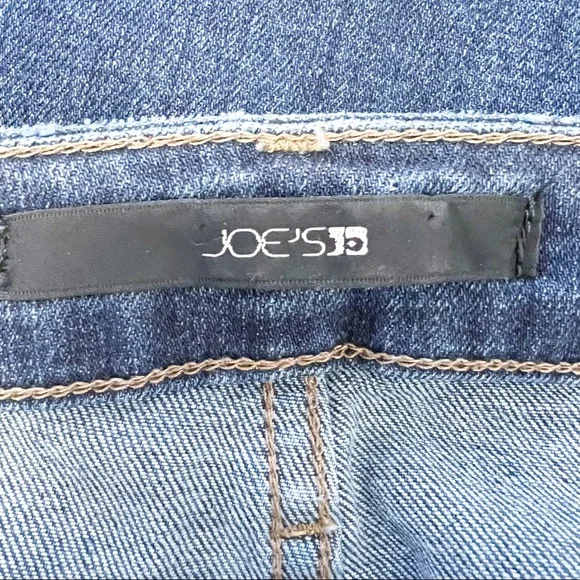 Joe’s Jeans Distressed “The Skinny” Jeans - Picture 3 of 5